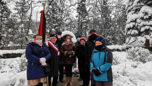 W środę, 10 lutego w Polanicy-Zdroju zorganizowane zostały uroczystości upamiętniające ofiary masowych  wywózek Polaków na Syberię i na północne terytoria Rosji.