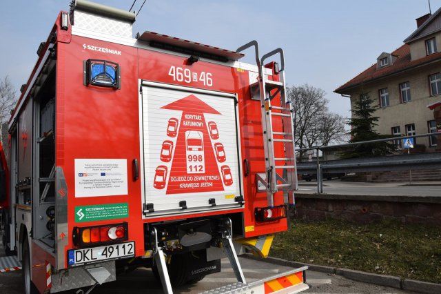 Gmina Nowa Ruda zakupiła pojazd ratowniczo-gaśniczy z układem napędowym 4x4 (samochód specjalistyczny do reagowania i usuwania katastrof chemicznych) za 804 tys. zł 