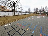 W nocy z 15 na 16 marca nieznany sprawca bądź sprawcy ukradli 10 przęseł ogrodzenia i dwie furtki.