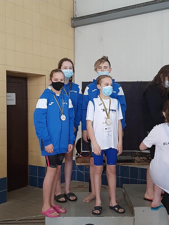III miejsce w klasyfikacji medalowej pływaków HS Team Kłodzko na Mistrzostwach Polski Młodzików 12-13 lat [Foto]