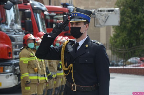 We wtorek, 4 maja na placu przed siedzibą Komendy Powiatowej Państwowej Straży Pożarnej w Kłodzku zorganizowane zostały powiatowe obchody Dnia Strażaka