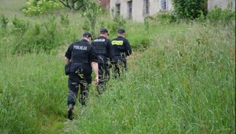 Policjanci po kilkugodzinnych poszukiwaniach odnaleźli zaginionego 67-latka