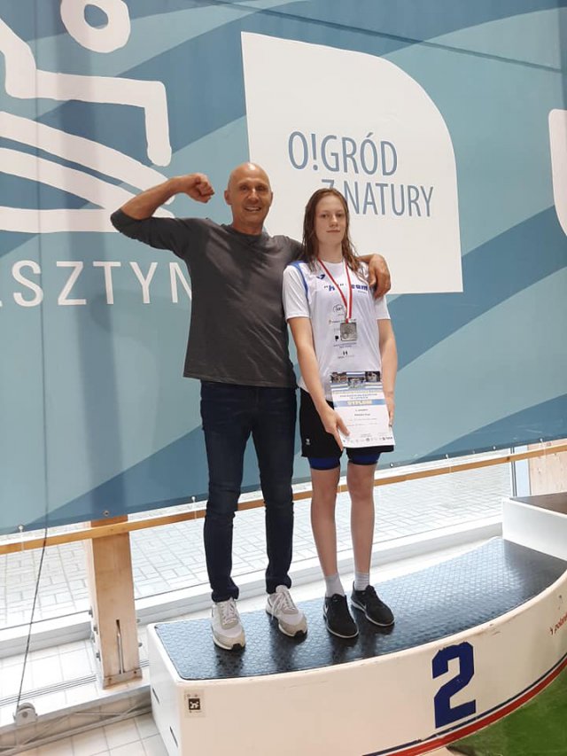 Maja Poręba z HS Team Kłodzko została wicemistrzynią Polski na 50 m stylem klasycznym podczas Mistrzostw Polski Juniorów Młodszych