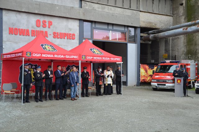 Strażacy z OSP Nowa Ruda - Słupiec z nowym wozem [Foto]