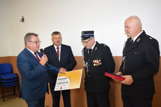 Ochotnicza Straż Pożarna w Ołdrzychowicach Kłodzkich świętowała 75-lecie swojej działalności.