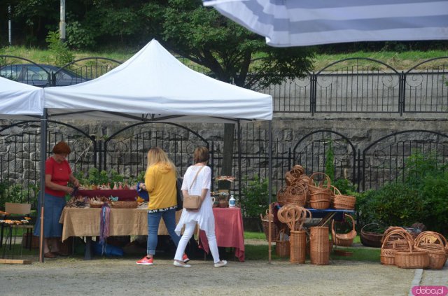 XX Święto Papieru w Muzeum Papiernictwa w Dusznikach-Zdroju rozpoczęło się w sobotę, 24 lipca i potrwa do niedzieli, 25 lipca do godz. 18:00. 