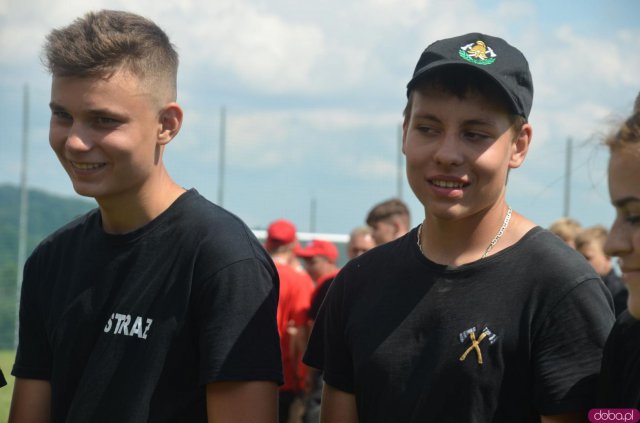 Zawody Dziecięcych i Młodzieżowych Drużyn Pożarniczych w Wojborzu [Foto]