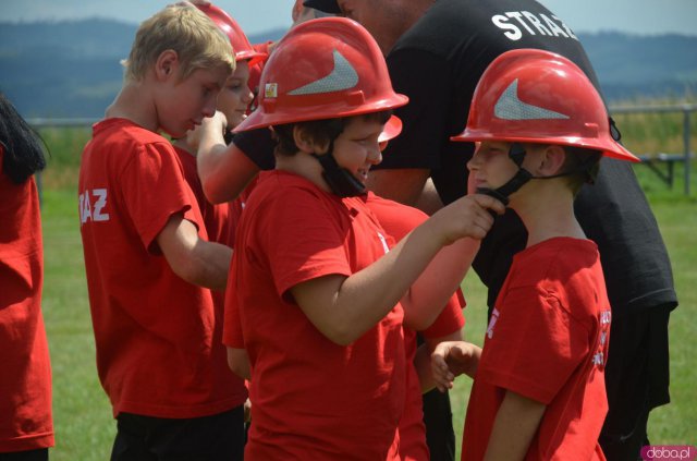 Zawody Dziecięcych i Młodzieżowych Drużyn Pożarniczych w Wojborzu [Foto]