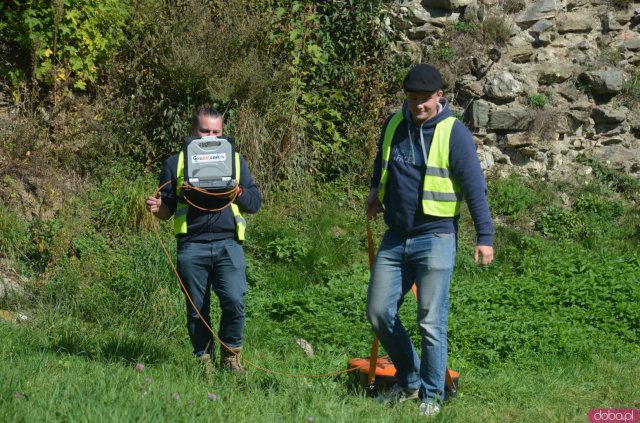 Prace prowadzone są pod nadzorem archeologa