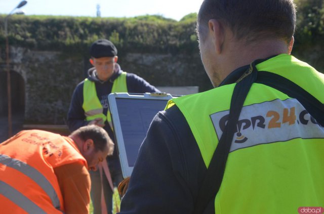 Prace prowadzone są pod nadzorem archeologa