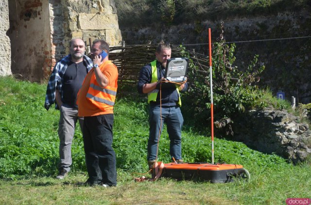 Prace prowadzone są pod nadzorem archeologa