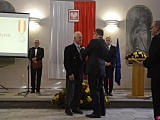 Wręczono Odznaki Honorowe Powiatu Kłodzkiego [Foto]