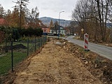 Trwa budowa chodnika na ul. Sudeckiej w Stroniu Śląskim [Foto]