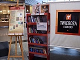 W kłodzkiej galerii stanął regał do wymiany książek [Foto]