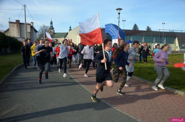 Już po raz siódmy z okazji Narodowego Święta Niepodległości w Szczytnej zorganizowany został Bieg Niepodległości.