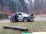 Policjanci z komendy Powiatowej w Kłodzku oraz funkcjonariusze Straży Leśnej wspólnie patrolowali lasy 