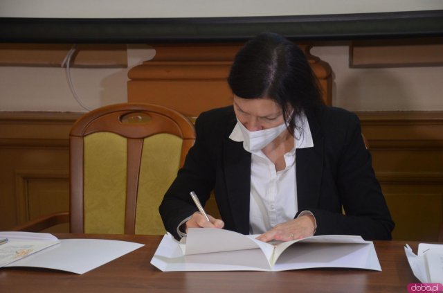 Podpisano deklarację współpracy w zakresie ratownictwa medycznego na pograniczu polsko-czeskim [Foto]