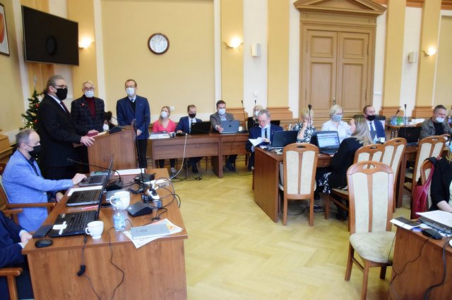 Zbigniew Piotrowicz z Odznaką Honorową Powiatu Kłodzkiego [Foto]