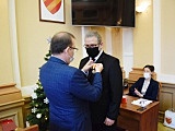Zbigniew Piotrowicz z Odznaką Honorową Powiatu Kłodzkiego [Foto]