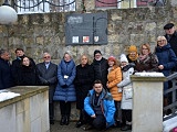 W Polanicy-Zdroju odsłonięto pamiątkową tablicę z okazji 70-lecia istnienia chirurgii plastycznej 