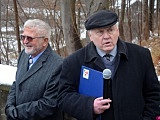 W Polanicy-Zdroju odsłonięto pamiątkową tablicę z okazji 70-lecia istnienia chirurgii plastycznej 