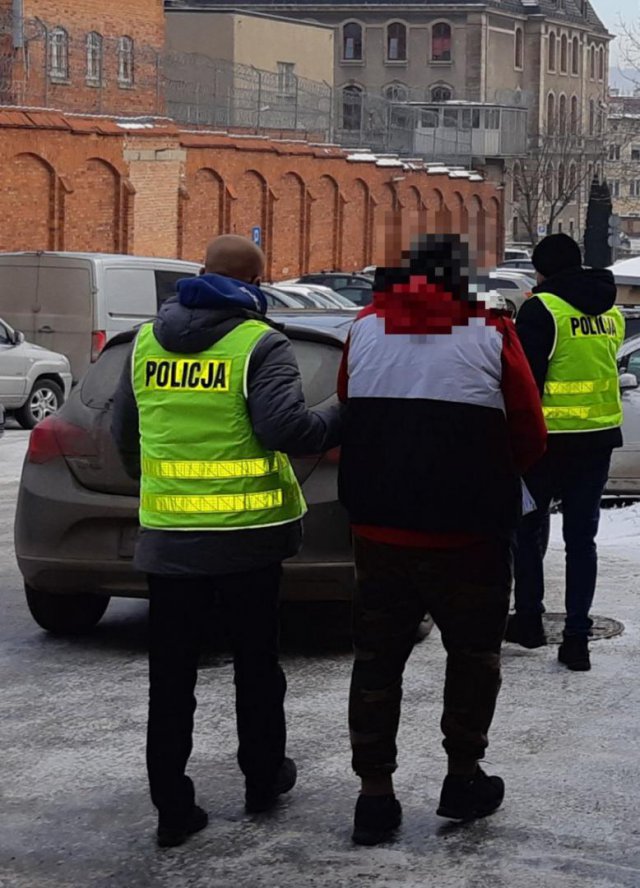 Przywłaszczył ponad pół miliona złotych i zniknął