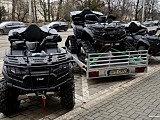 Quady i niezbędny sprzęt dla policji