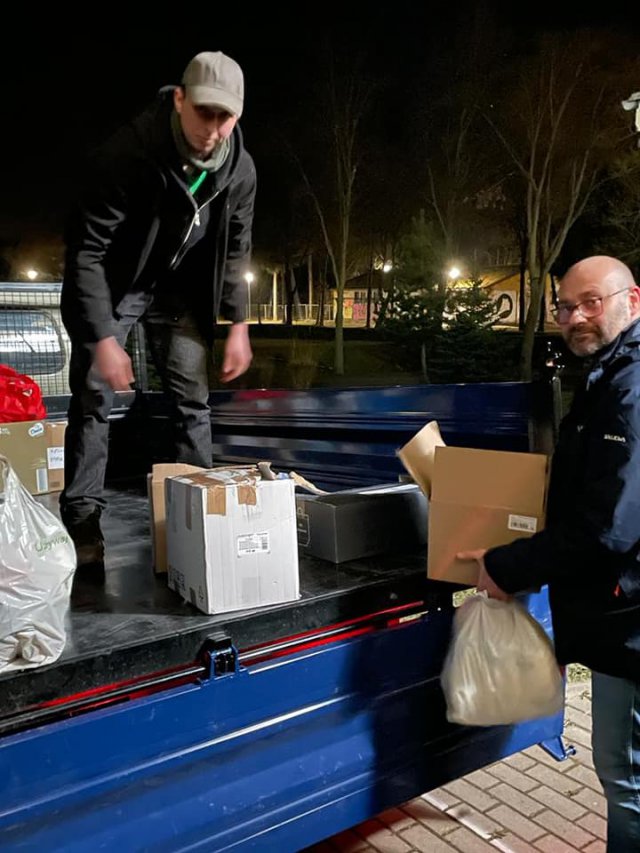 [FOTO] Kłodzko pomaga uchodźcom z Ukrainy: Pierwsza ciężarówka wyruszy w drogę już w środę
