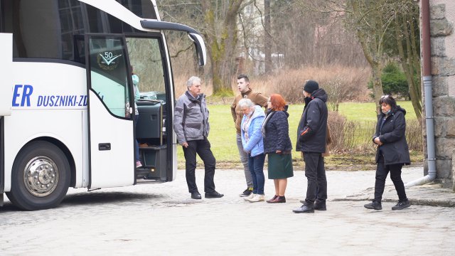 Dzieci z ukraińskich domów dziecka dotarły do Dusznik-Zdroju 