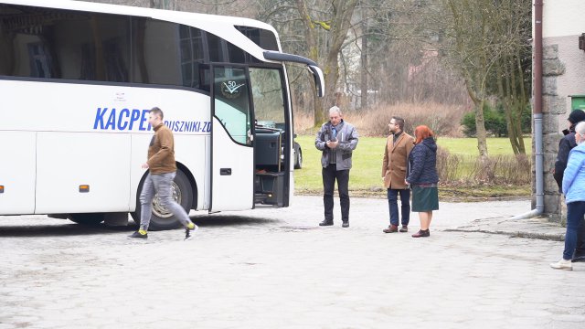 Dzieci z ukraińskich domów dziecka dotarły do Dusznik-Zdroju 
