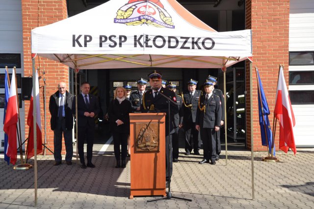 Strażacy z Nowej Rudy z nowym wozem [Foto]