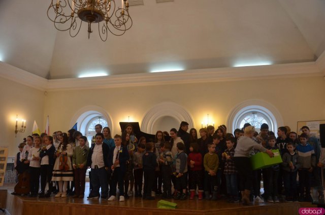 Koncert charytatywny Dzieci Dzieciom w Dusznikach-Zdroju [Foto] 