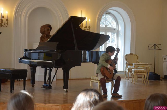 Koncert charytatywny Dzieci Dzieciom w Dusznikach-Zdroju [Foto] 