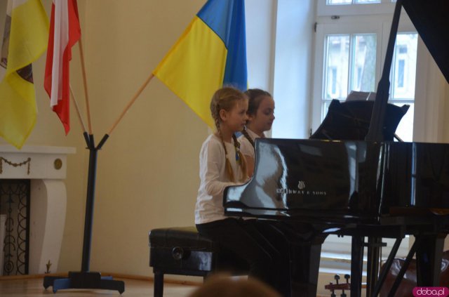 Koncert charytatywny Dzieci Dzieciom w Dusznikach-Zdroju [Foto] 