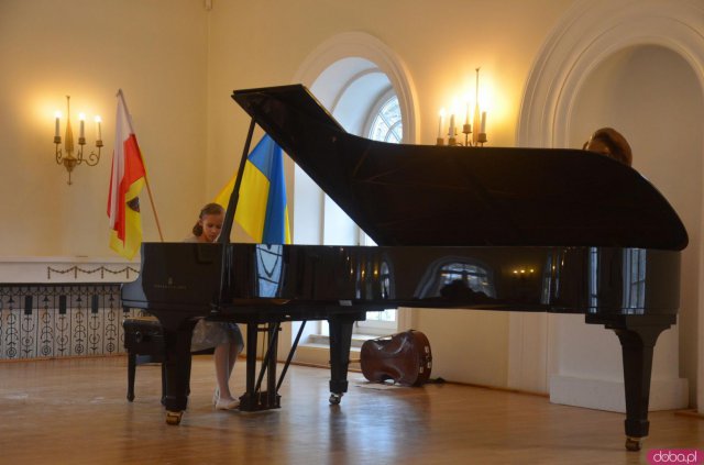 Koncert charytatywny Dzieci Dzieciom w Dusznikach-Zdroju [Foto] 