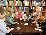 Wiosenny spacer po bibliotece