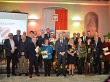 Uroczystość wręczenia nagród Starosty Kłodzkiego Róża Kłodzka 2021 [Foto]