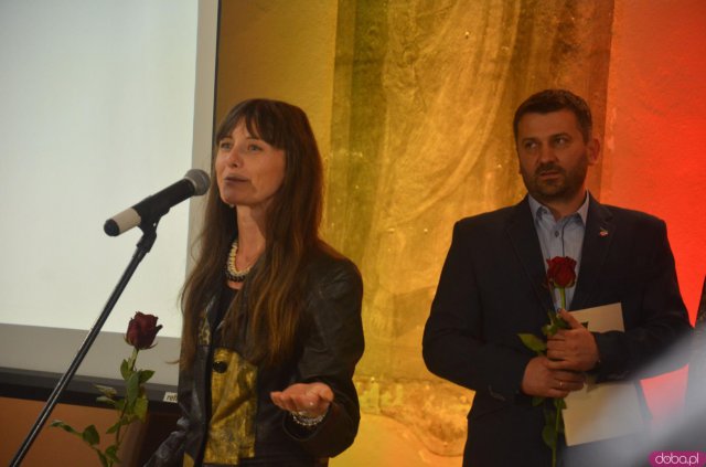 Uroczystość wręczenia nagród Starosty Kłodzkiego Róża Kłodzka 2021 [Foto]