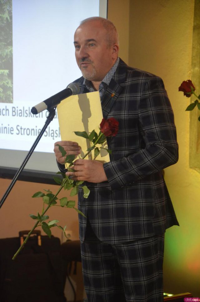 Uroczystość wręczenia nagród Starosty Kłodzkiego Róża Kłodzka 2021 [Foto]