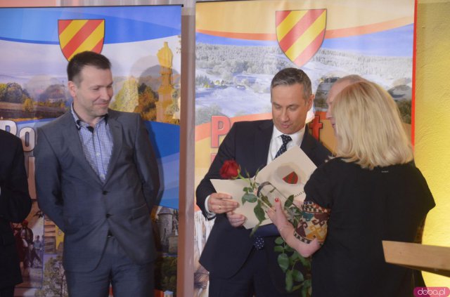 Uroczystość wręczenia nagród Starosty Kłodzkiego Róża Kłodzka 2021 [Foto]
