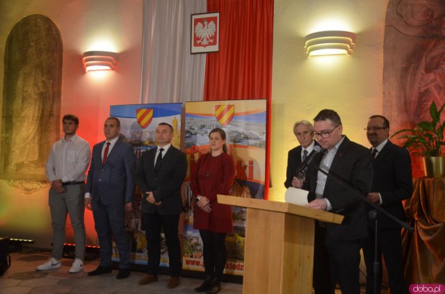 Uroczystość wręczenia nagród Starosty Kłodzkiego Róża Kłodzka 2021 [Foto]