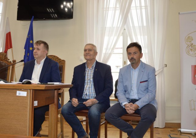 W Bystrzycy Kłodzkiej zorganizowane zostało spotkanie przedsiębiorców, którego tematem były „Inwestycje. Zatrudnienie i pomoc osobom z Ukrainy.