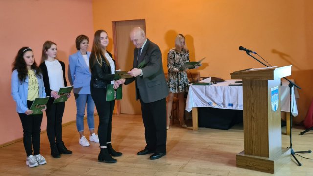 Wyróżnienia i stypendia dla sportowców w gminie Radków