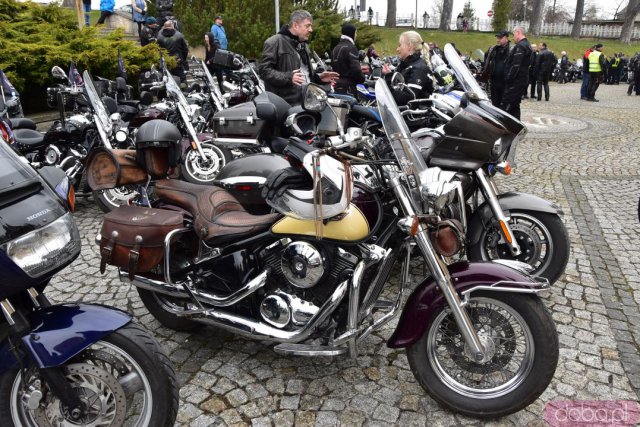 [FOTO, WIDEO] Rozpoczęcie Sezonu Motocyklowego w Wambierzycach i Nowej Rudzie