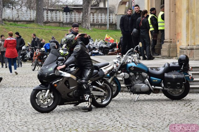 [FOTO, WIDEO] Rozpoczęcie Sezonu Motocyklowego w Wambierzycach i Nowej Rudzie