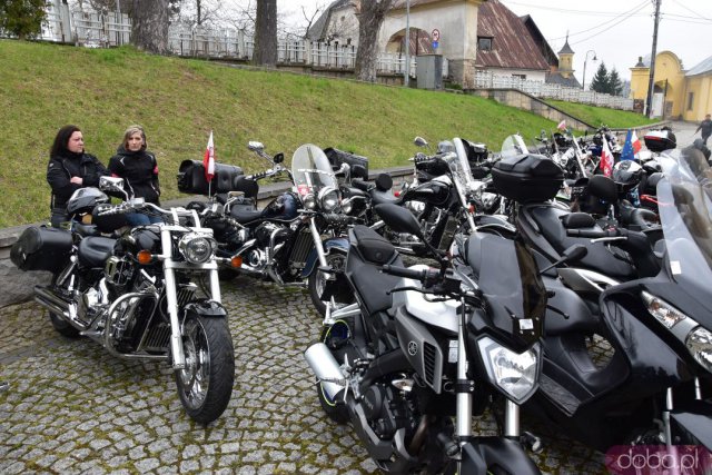 [FOTO, WIDEO] Rozpoczęcie Sezonu Motocyklowego w Wambierzycach i Nowej Rudzie