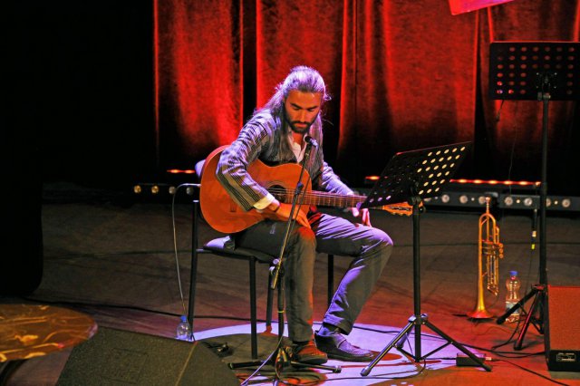 [FOTO] Gitariada za nami
