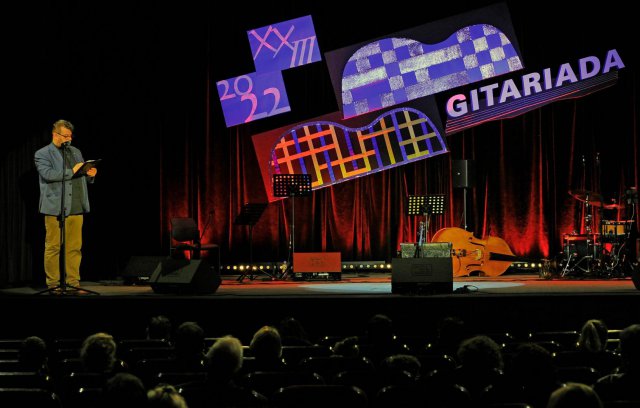 [FOTO] Gitariada za nami