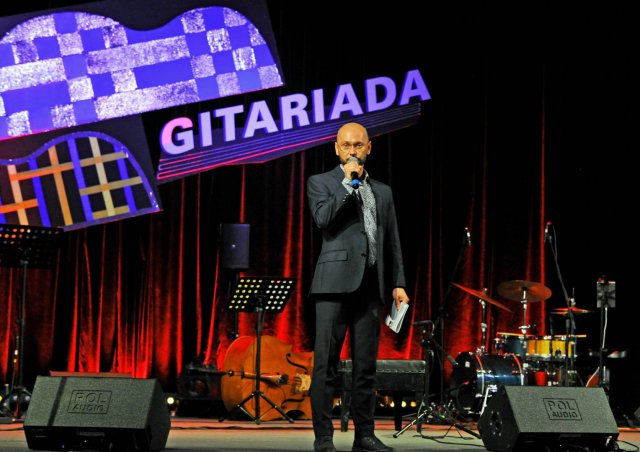 [FOTO] Gitariada za nami
