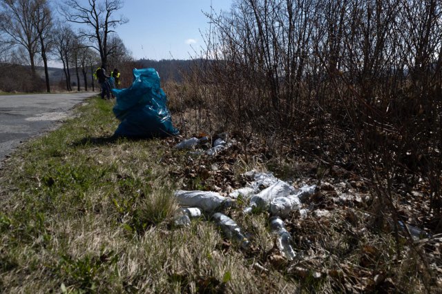 [FOTO] Akcja Sprzątanie świata w Szczytnej
